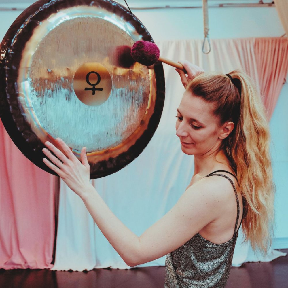 Gong Meditation Training: Module 3. Individual practical training (2 hr): Nididhyasana (blossom)